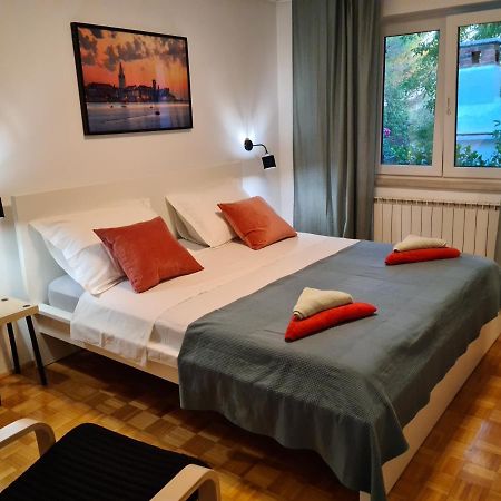 Villa Rosa With Yard And Children'S Playground Tar-Vabriga Екстер'єр фото