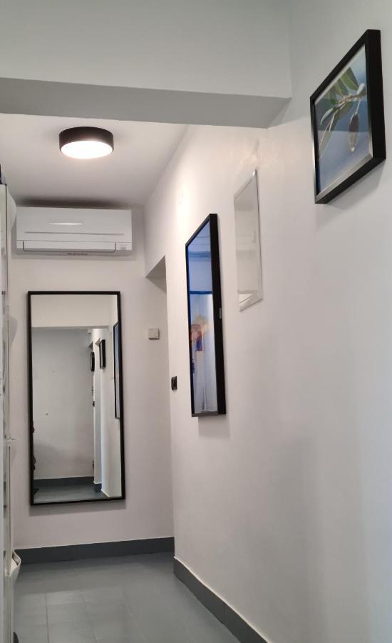 Villa Rosa With Yard And Children'S Playground Tar-Vabriga Екстер'єр фото